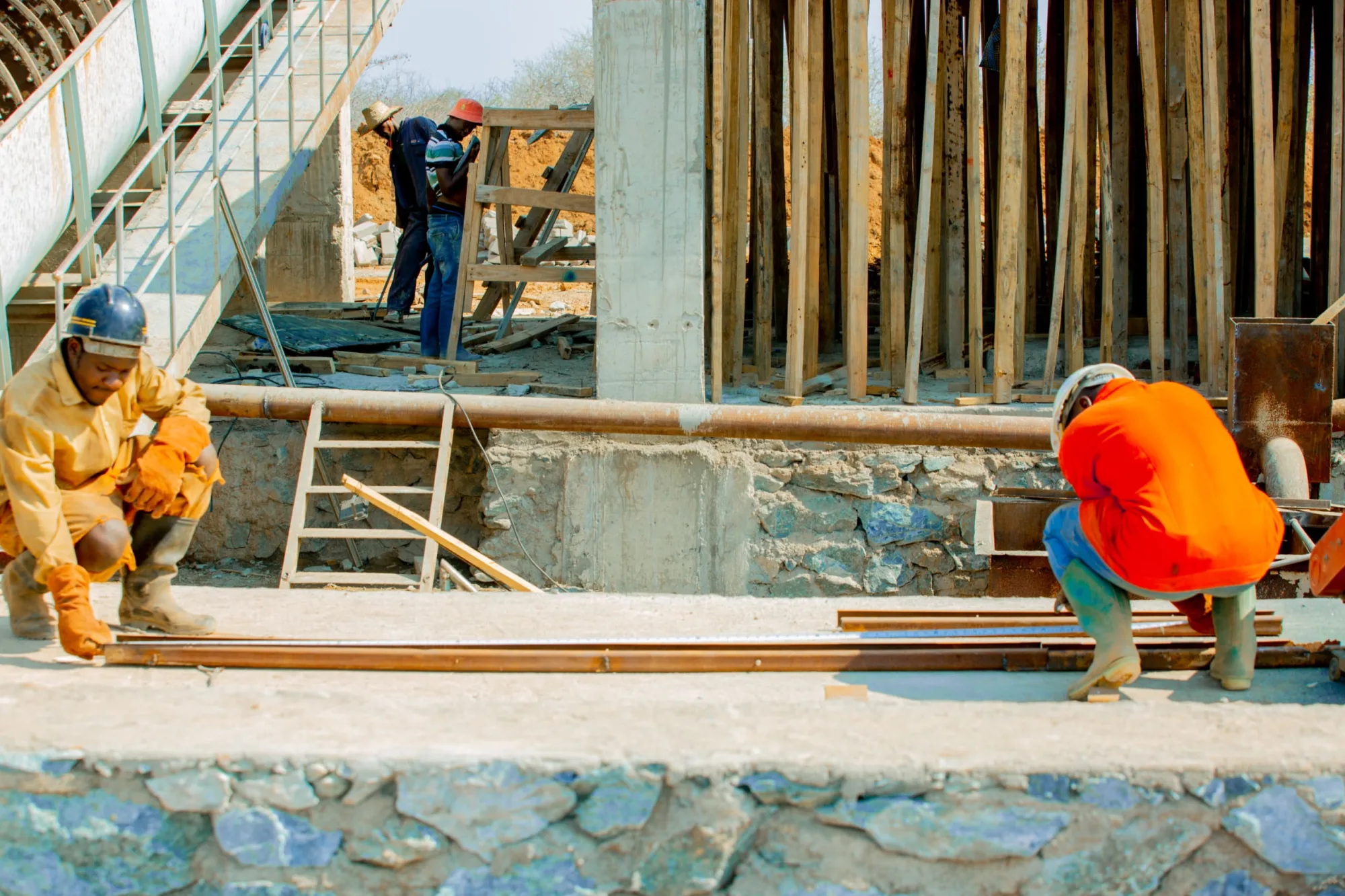 Gengetatu Extech team on site